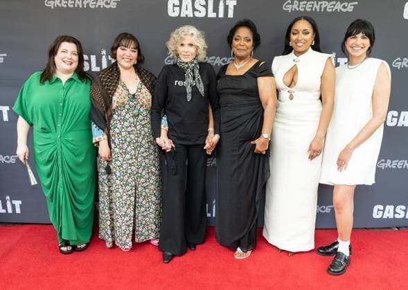 Film, Gaslit premiere in New York