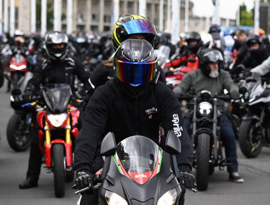 Berlin, motorbike demonstration More attention for bikers