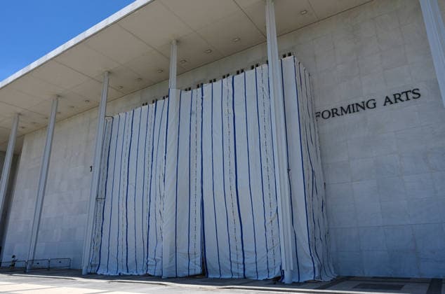 USA, removal of Trump's name from the Kennedy Center in Washington DC