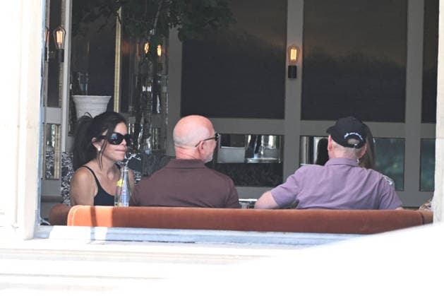 Celebrity, Jeff Bezos and Lauren Sanchez Bezos on the road in Paris