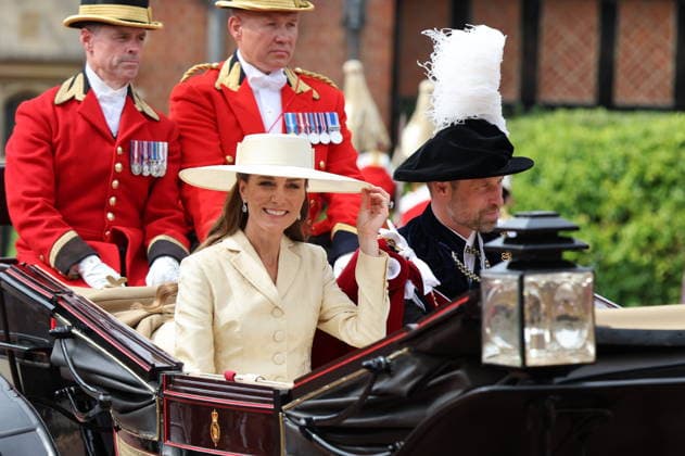 Entertainment: Pictures of the Day