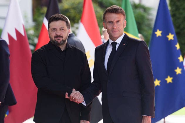 France, G7 Summit in Évian-les-Bains, Day 2