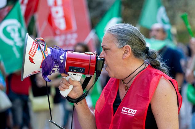 Spain: Rally by social security staff outside the INSS headquarters in Madrid
