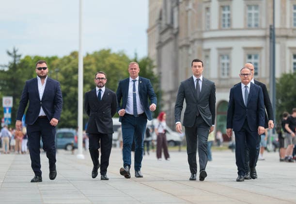 Warsaw: Jordan Bardella visits Poland