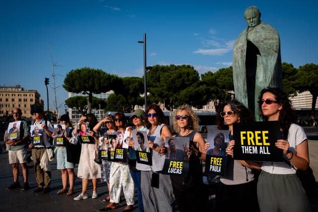 Italy: Demonstration in Rome calling for the release of activists from the Global Sumud Land Convoy