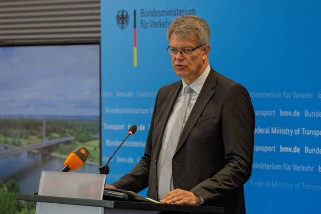 North Rhine-Westphalia, Patrick Schnieder, Press conference on the status of the Nordbrücke in Bonn