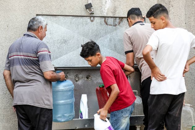 The Middle East conflict, Gaza, drinking water supply in the Bureij refugee camp