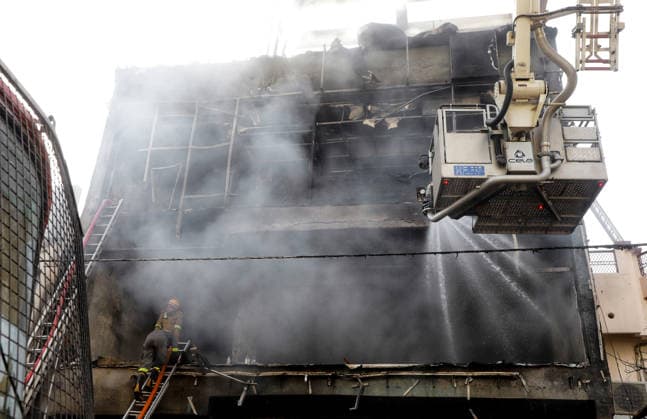 India: Fire brigade called out following a major fire at an educational establishment in the Aliganj district of Lucknow