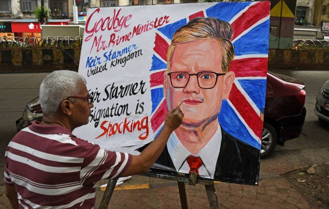 India: Artist paints farewell poster in Mumbai following the resignation of UK Prime Minister Keir Starmer