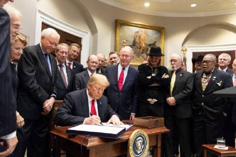 Washington, President Trump signs Music Modernization Act