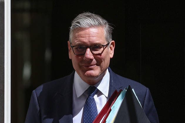 United Kingdom: Leader Keir Starmer outside 10 Downing Street in London