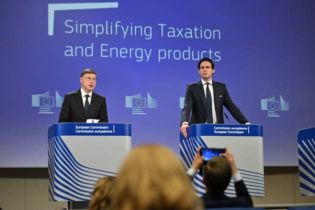 Brussels: Press conference with Valdis Dombrovskis and Wopke Hoekstra