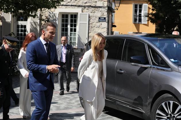 France: Franco-Italian summit – Emmanuel Macron welcomes Giorgia Meloni to Antibes