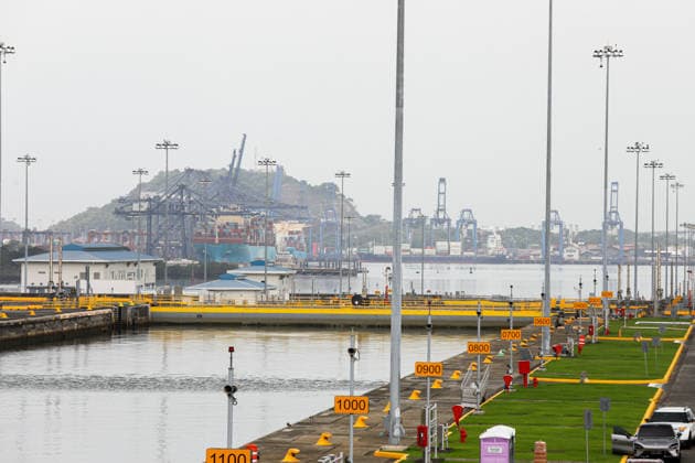 Panama: the Panama Canal marks the 10th anniversary of its expanded lock system