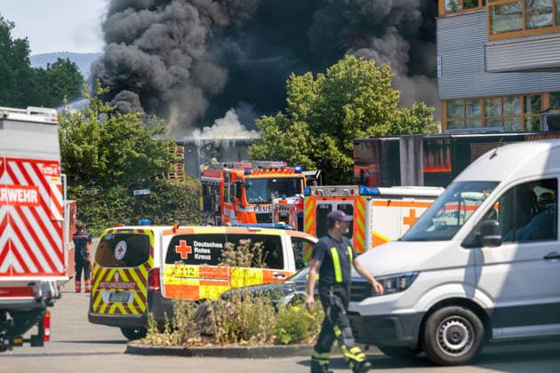 Baden-Württemberg, Fire in an industrial estate in Reutlingen