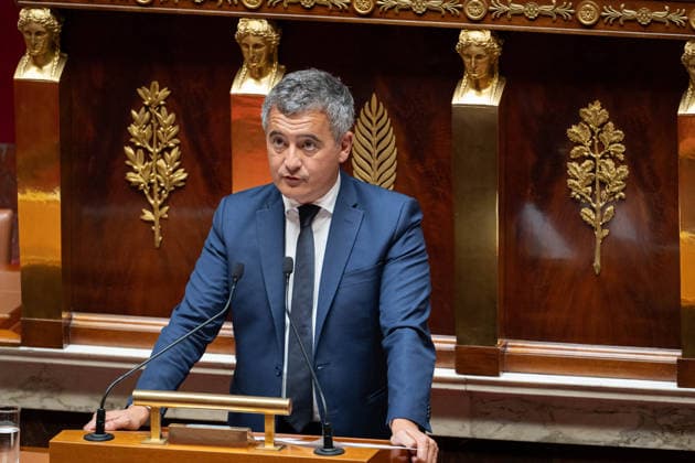 France, parliamentary session in Paris