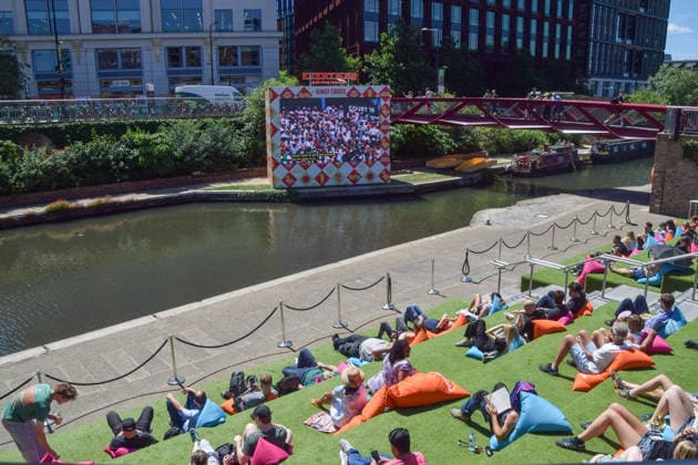 United Kingdom: Wimbledon broadcast on a big screen at Granary Square in London