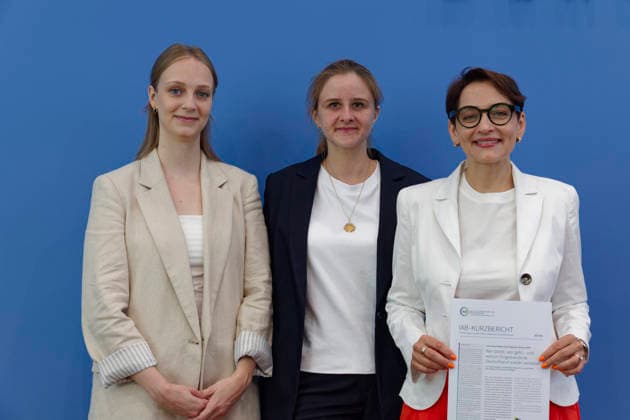 Berlin, BPK, Reasons for emigration among immigrants in Germany