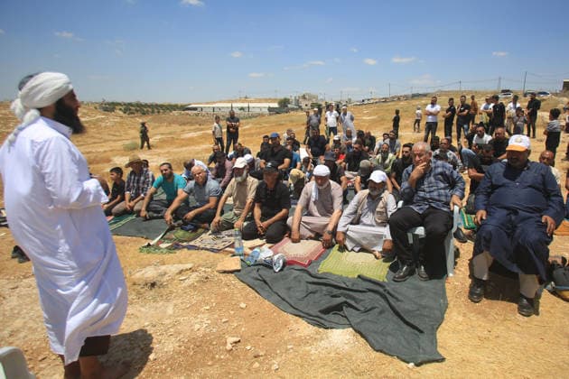 Middle East conflict, West Bank, Friday prayers near Hebron