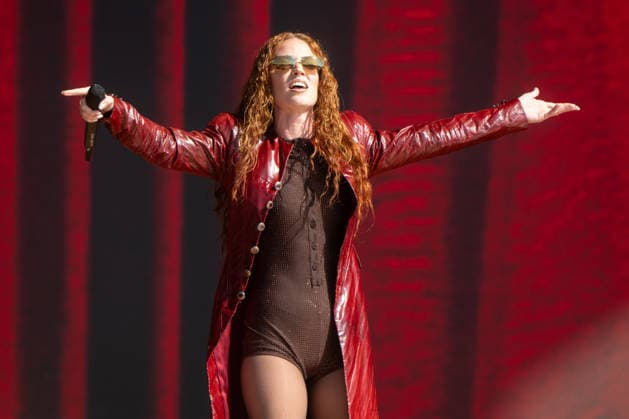 Music, Jess Glynne concert in London