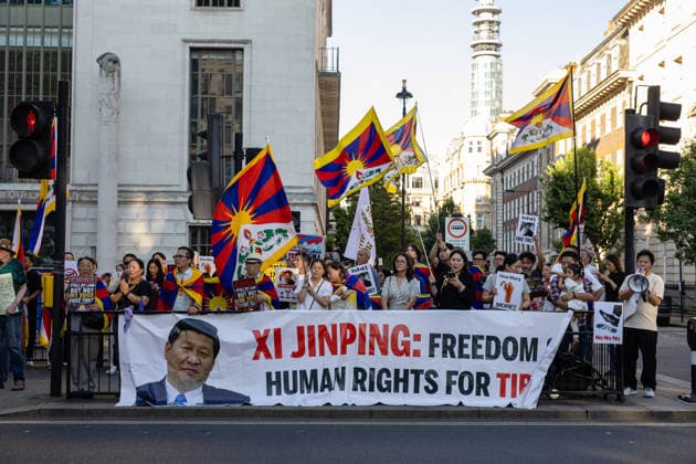 United Kingdom, protest outside the Chinese Embassy in London