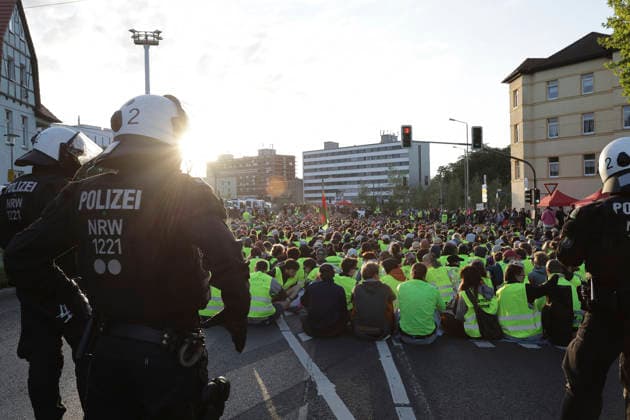 Germany: Protest against the AfD’s national party conference in Erfurt