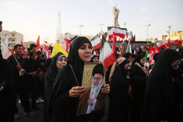 Iran: Six-day mourning ceremonies for Ayatollah Ali Khamenei in Tehran