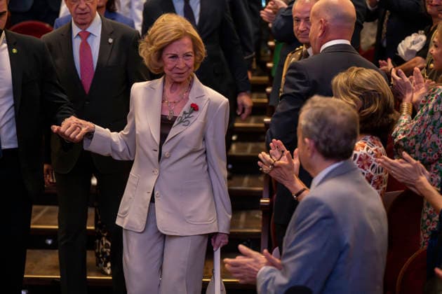 Royals: Queen Sofia of Spain attends a conference on the American Revolution in Madrid