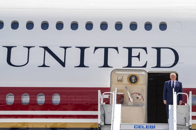 NATO summit in Ankara: US President Donald Trump arrives