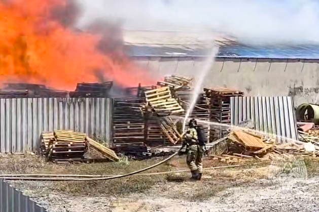 Russia: Fire at an open-air storage facility in Rostov