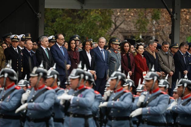 Chile: Jose Antonio Kast at a flag-swearing-in ceremony in Santiago