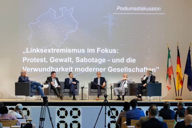 North Rhine-Westphalia, panel discussion at the symposium organised by the Joint Counter-Terrorism Centre in Neuss