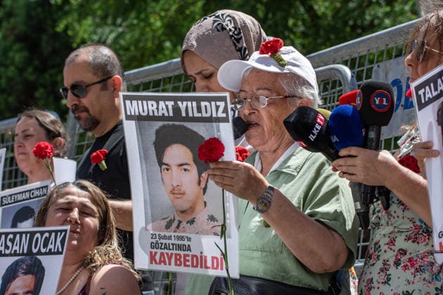 Turkey: Vigil for missing persons in Istanbul
