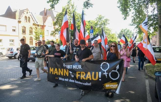 North Rhine-Westphalia: Protest against Christopher Street Day in Wesel