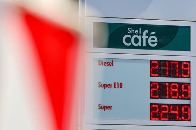 North Rhine-Westphalia, price boards at petrol stations in Siegen