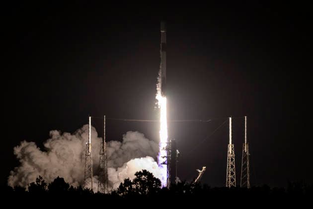 USA: Launch of a SpaceX Falcon 9 rocket from Cape Canaveral