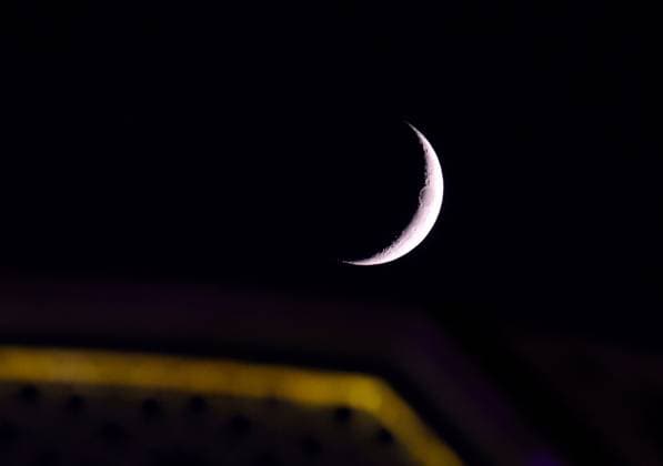Crescent Moon, Impressions from Around the World