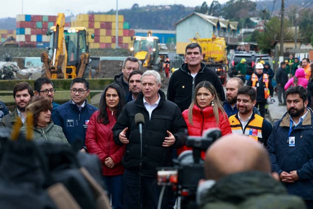 Chile: Jose Antonio Kast visits the area affected by severe weather in Penco