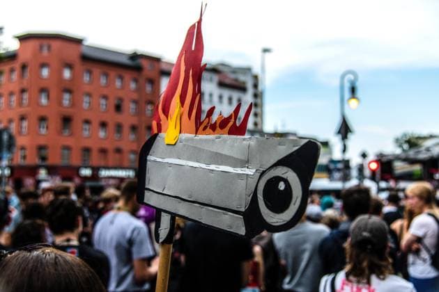 Berlin: Protest against AI-powered CCTV
