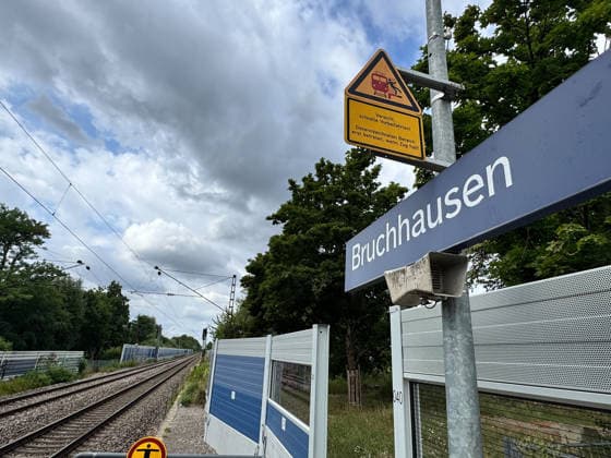 Baden-Württemberg, Ettlingen-Bruchhausen railway station following an attack on a Deutsche Bahn employee