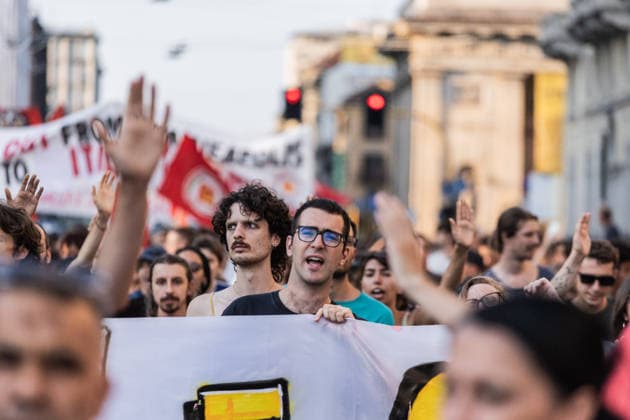 Italy: Protests against police violence following the death of Abderrahim Fakir in Varese