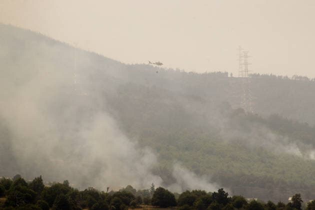 Spain, forest fire near Castropodame, Castile and León