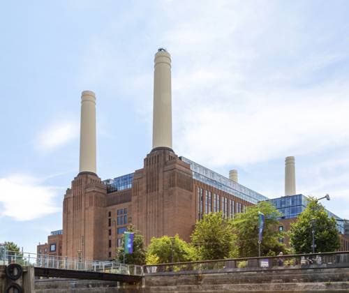 London: Apple Music opens a concert venue in Battersea – archive images