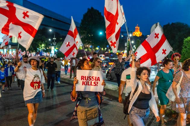 Georgia: Anti-government protests in Tbilisi