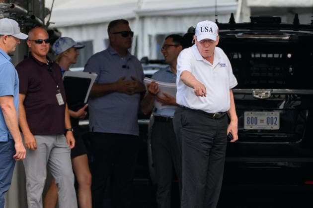 USA: Donald Trump arrives at the White House in Washington DC