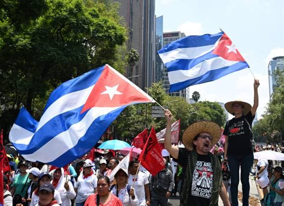 Mexico, demonstration in Mexico City in support of Cuba