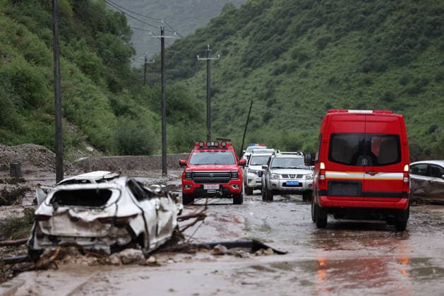 China, Flooding in Weiyuan