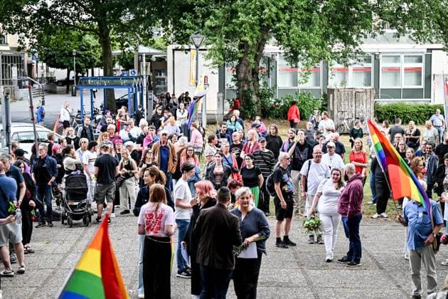 Berlin, attack on Christopher Street Day, vigil in Hattingen