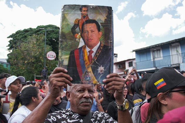 Venezuela: Supporters of Hugo Chávez celebrate his 72nd birthday in Caracas