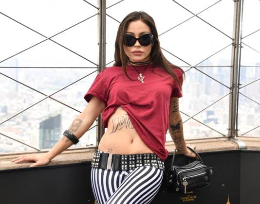 Celebrity: Emjay visits the Empire State Building in New York